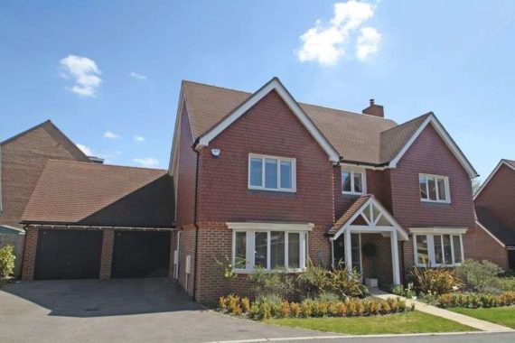 5 Bedroom Detached